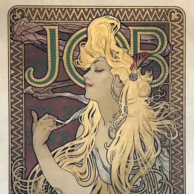 JOB est une affiche publicitaire dessinée par Mucha, et imprimée par Champenois en 1896, pour la marque de papier à cigarette JOB. Détail de l'affiche. MUCHA (1860 - 1939), "JOB ". Affiche lithographiée adjugée jusqu'à 15 000€