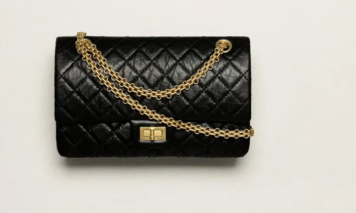 Sac Chanel 2.55 aux enchères