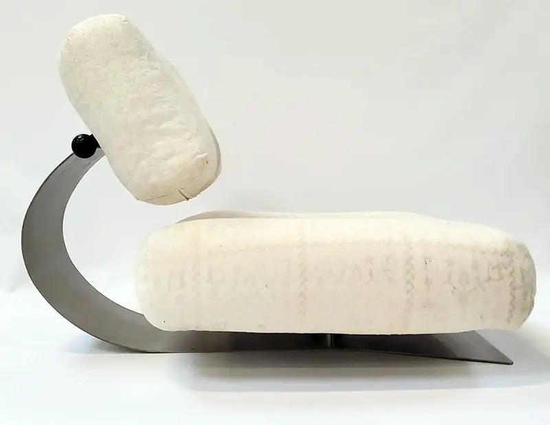 Chauffeuse basse "ON1PH" dit "Alta bas" - Estimation du mobilier Oscar NIEMEYER et Anna Maria NIEMEYER par Pastor Maison de Ventes aux Enchères
