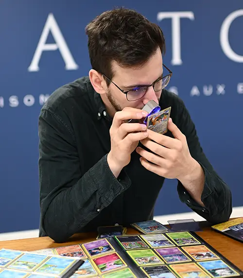 Estimations et expertises gratuites de vos cartes de collection JCC