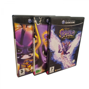 GAMECUBE - NINTENDO - Lot de 3 jeux : The legend of Spyro A new beginning - Spyro Enter the Dragonfly (jaquette abimée) - Spyro A hero's tail - Comprend boites - 3 notices - CD