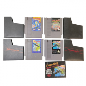 NES - NINTENDO - Lot de 4 jeux comprenant : To the Earth, Stealth A.T.F, Tiger-Heli by Taito, et High Speed - Avec fourreau + un avec notice