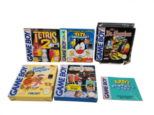 Nintendo - Game Boy & Game Boy Color - Lot de 5 jeux de différentes licences dont : Titi et Grosminet Déjeuner en cavale, Tetris, Speedy Gonzales. Avec notices, cales en plastique, boîtes (Notice du jeu Kirby's Pinball Land seule)