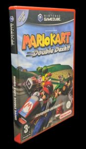 Nintendo - GameCube - Jeu : MarioKart Double Dash!! (Jaquette rouge). Avec boîte, CD du jeu, notice. Version du jeu PAL.