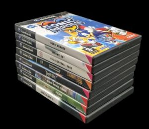 Nintendo - GameCube - Lot de 8 jeux de différentes licences dont Sonic Heroes, Worms 3D, Pikmin.m, Soul Calibur. Avec boîtes, CD des jeux, notices.