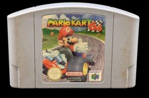 Nintendo - N64 - Jeu : MarioKart. Version du jeu EUR.