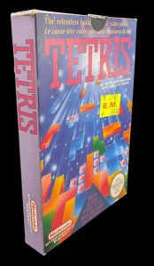 Nintendo - Nes - Jeu Tetris. Avec boîte, fourreau, notice, cale en polystyrène. Version du jeu FAH.