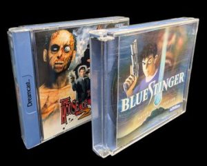 Sega - Dreamcast - Lot de 2 jeux : Blue Stinger et House of the Dead II. Avec boîtes, 2 GD-ROM, notices. Il manque les couvertures recto/verso de Blue Stinger (voir photos). Version des jeux PAL.