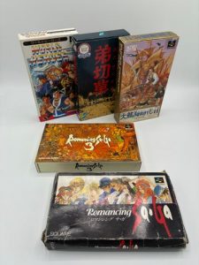 Super Famicom - Lot de 5 jeux édition japonaise comprenant : - World Heroes Super Battle Action - Age Of Discovery - Romancing Saga - Otogirisou - Romancing Saga 3