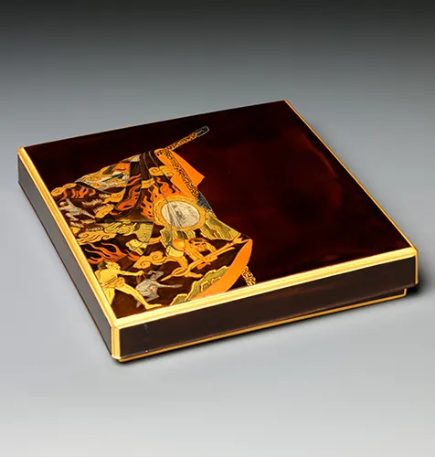 Suzuribako - Fin Edo - (1615–1868)– début Meiji (1867-1912). Bois laqué avec motifs takamaki-e et hiramaki-e or, argent et iroko (couleur) sur fond noir