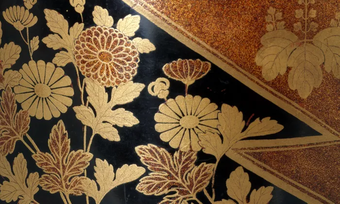 Estimation d'objets en laque de Chine et du Japon