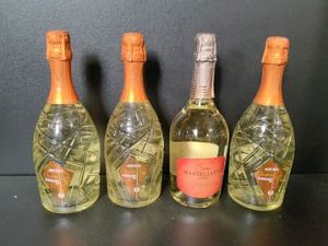 Lot de 8 bouteilles de vin pétillant dont : Antech M Le Mauzac 3.0, Astoria Valdobbiadene Prosecco Superiore Corderie, Casa Martelletti Prosecco...
